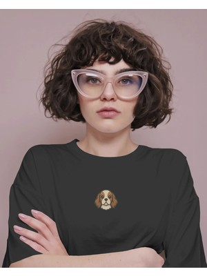 Muhtar Store Cavalier King Charles Köpek Baskılı Kadın Oversize Tişört – Minimal Cavalier Tasarım