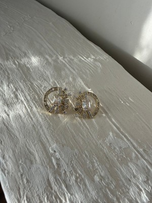 Marem Yarım Ay Zirkon Taşlı Çelik Küpe