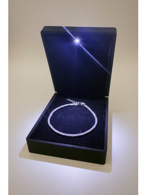 Anka Mücevherat Işıklı Kutuda 925 Ayar Gümüş Su Yolu Kadın Bileklik