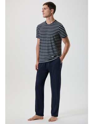 First Touch Yumuşak Dokulu Çizgili Pijama Takımı