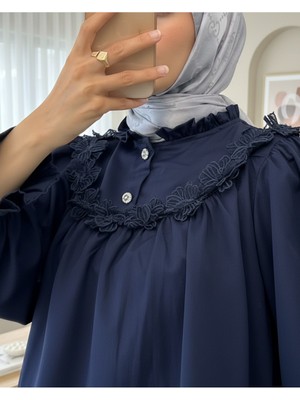 Modamorfo Kolu Lastikli Çiçek Detaylı Gömlek -Laci