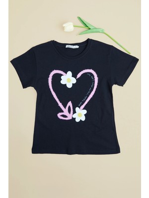 FullaModa Kalp ve Çiçek Baskılı Kız Çocuk Tişört