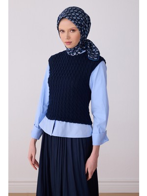 Belli Etnik Desen Saf Ipek Twill Eşarp  4308-04