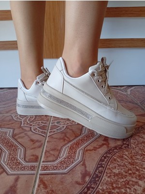 Kadın Yüksek Taban Rahat Şık Günlük Spor Ayakkabı Bej Renk