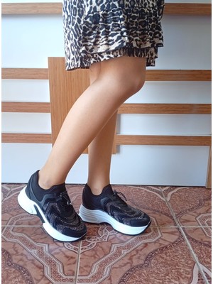 Bucuks Kadın Yüksek Taban Rahat Şık Günlük Spor Ayakkabı Siyah Renk