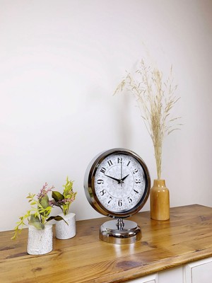 By Nevser Krom Metal Çini Desen Masa Saati 25×20 cm