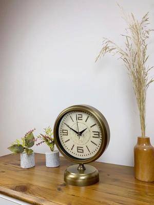 By Nevser Eskitme Metal Vintage Masa Saati 25×20 cm