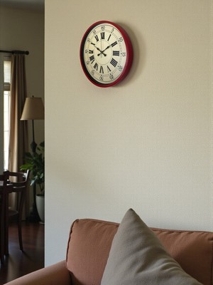 By Nevser 36 cm Kırmızı Retro Duvar Saati
