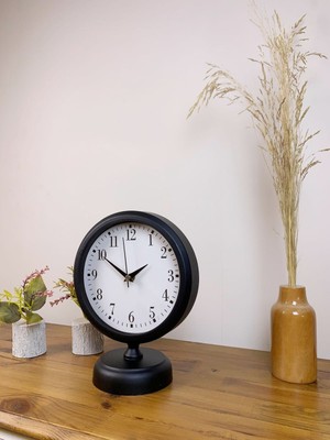 By Nevser Siyah Metal Masa Saati 25×20 cm