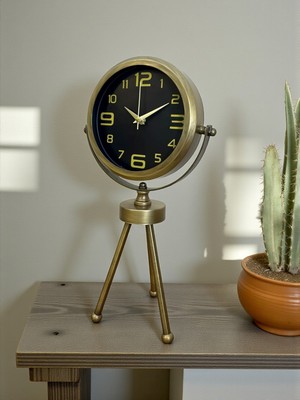 By Nevser Vintage Tripod Eskitme Metal Üç Ayaklı Masa Saati