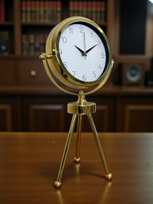 By Nevser Luxe Glow Gold Üç Ayaklı Metal Masa Saati