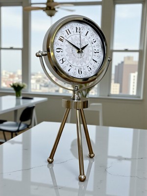 By Nevser Krom Motif Tasarım Üç Ayaklı Metal Masa Saati