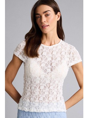 DeFacto Slim Fit Bisiklet Yaka Dantel Kısa Kollu Tişört H5769AX26SP
