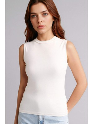 DeFacto Slim Fit Yarım Balıkçı Yaka Kısa Kollu Tunik G8813AX26SP