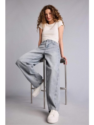 DeFacto Baggy Fit Yüksek Bel Uzun Jean Yıkamalı Pantolon H1642AX26SM