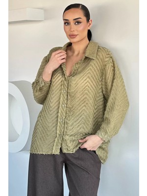 Gülseli Kadın Kendinden Desenli Gömlek P-00020765