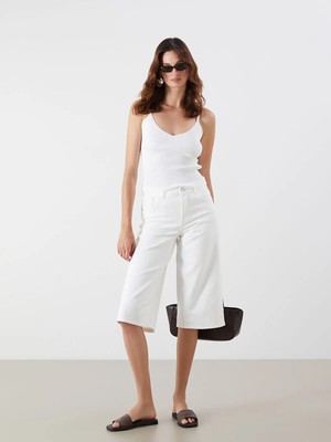 Lc Waikiki Yeni Sezon Bermuda Fit Kadın Jean Şortolon