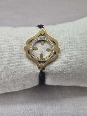 Pina Hediyelik Aksesuar Çelik Çerçeveli Çeyrek Altın Takılan Çeyrek Altın Uyumlu Makrome Bileklik