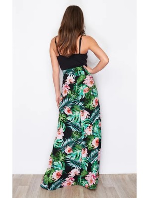 Buğrahayalin Kadın Askılı V Yaka Eteği Dijital Baskılı Çiçek Desenli Yırtmaçlı Mikro Kumaş Elbise