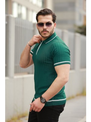 Buğrahayalin Erkek Fermuarlı Yakalı Kısa Kollu T-Shirt
