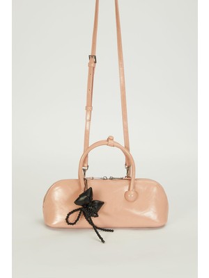 Pembe Kadın El ve Omuz Çantası Küçük Boy Charmlı Uzun Askılı