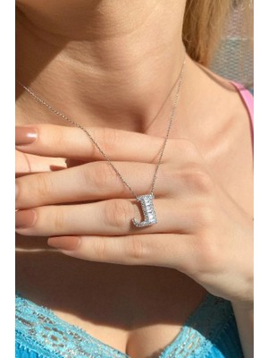 Spossy Silver Jewelry Baget Taşlı J Harfi Kolye