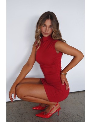 Les Séduisantes C.A. Dalgıç Kumaş Dik Yaka Kısa Elbise