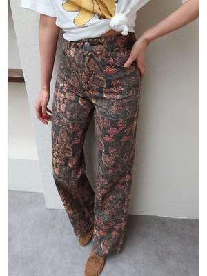 Esra Helvacı Çiçek Desen Yüksek Bel Denim Pantolon