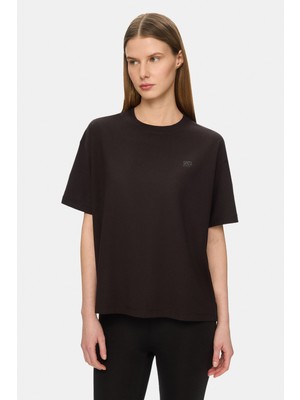 Ucla Faye Siyah Yumuşak Dokulu Modal Kumaş Bisiklet Yaka Baskılı Oversize Kadın Tshirt