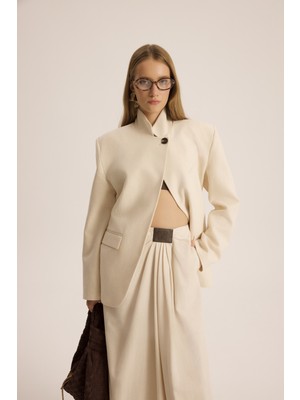 Mai Lagoon Dik Yaka Bej Blazer