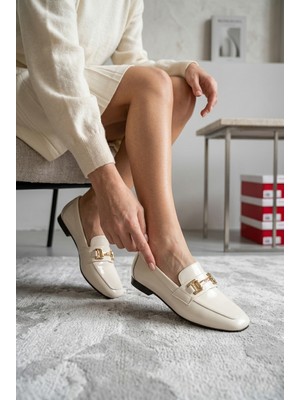 Vojo Bella Toka Detaylı Günlük Klasik Düz Kadın Babet