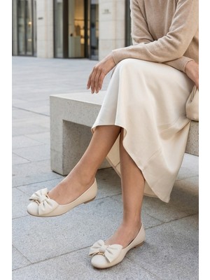 Stilbagshoes Francis Saten Fiyonk Toka Detaylı Kadın Babet Bej