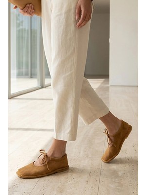 Stilbagshoes JERRİ KÜT BURUN BİLEK BAĞLAMA DETAYLI KADIN BABET TABA