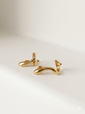 Marem Dalgalı Altın Renk Çelik Küpe