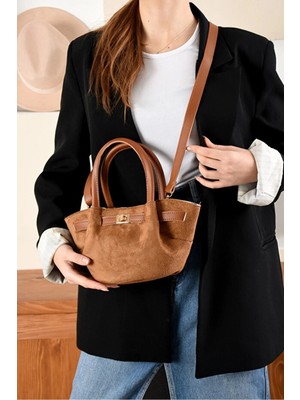 Yeni Sezon Kilit Detaylı Süet&nubuk Uzun Askılı Trend Mini Çanta (14X27)