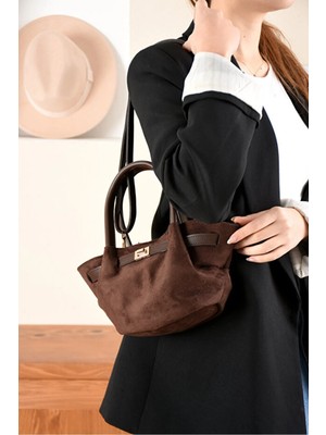 Yeni Sezon Kilit Detaylı Süet&nubuk Uzun Askılı Trend Mini Çanta (14X27)