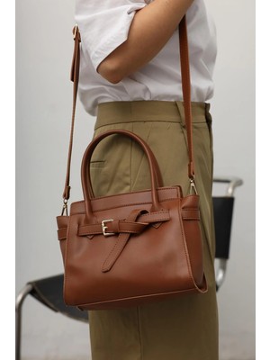 Sandy Kadın Kemer Detaylı Çanta