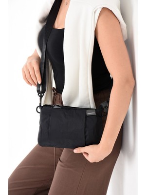 Sanmorris Paraşüt Kumaş Küçük Boy Kadın 4 Bölmeli Ayarlanabilir Çapraz Askılı ÇANTA(17X25)