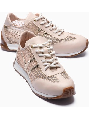 Mubiano Kadın Sneaker Pullu File Detaylı Parlak Günlük Spor Ayakkabı Lucina Bej