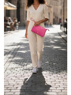 ZOE3tr Kadın Fuşya Kapitone Portföy Clutch Çanta Bilek Askılı Şık El Çantası
