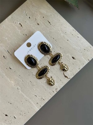 Taşlı Küpe - Siyah