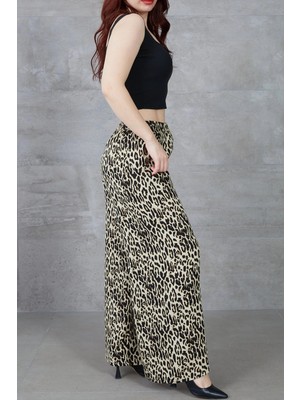 Colezium Kadın Leopar Desenli Rahat Kalıp Bol Paça Salaş Pantolon