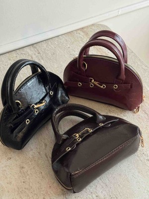 Jaseco Kadın Antik Deri Görünümlü Mini El ve Omuz Çantası Kemer Detaylı Baget Çanta