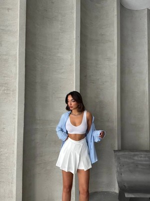 Colezium Piliseli Düğmeli Şort Etek Beyaz S25813