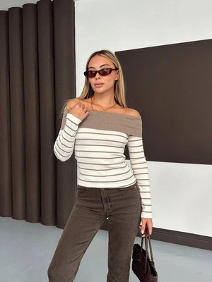 Colezium Çizgili Madonna Yaka Kaşkorse Bluz Bej A844