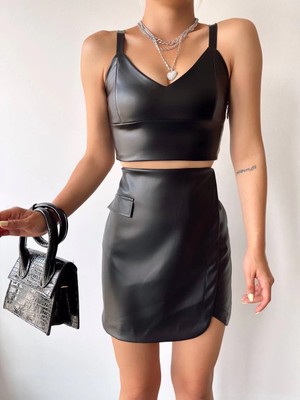 Colezium Cep Detaylı Oval Kapaklı Deri Etek Siyah H240048