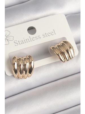 Mey Ithalat® Pirinç Gold Renk Işlemeli Yarım Halka Model Kadın Küpe