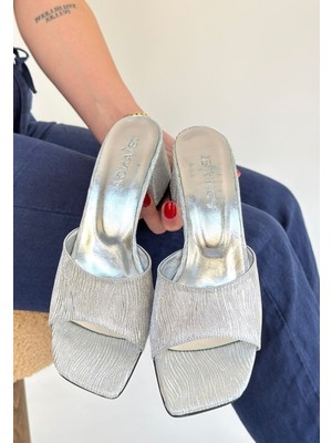 Luart Gümüş Simli Topuklu Terlik - Lisinya