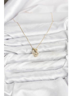 Gold Renk Pirinç Minimal Kelebek Charmlı Kadın Kolye - Lisinya