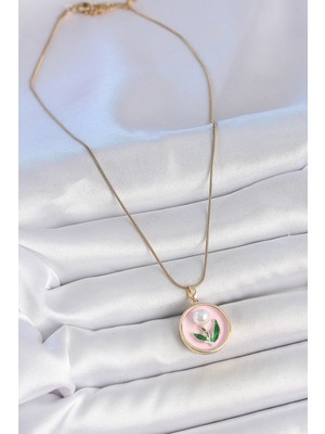 316L Çelik Gold Renk Zincir Pembe Mineli Incili Çiçek Işlemeli Portre Model Kadın Kolye - Lisinya